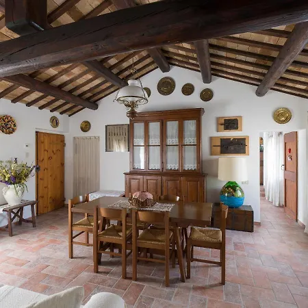 Casale Cenerelli Gospodarstwo wiejskie Castelfidardo